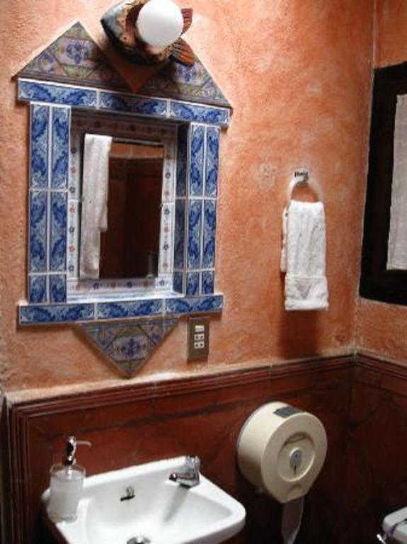 Posada Belen Museo Inn Гватемала Экстерьер фото